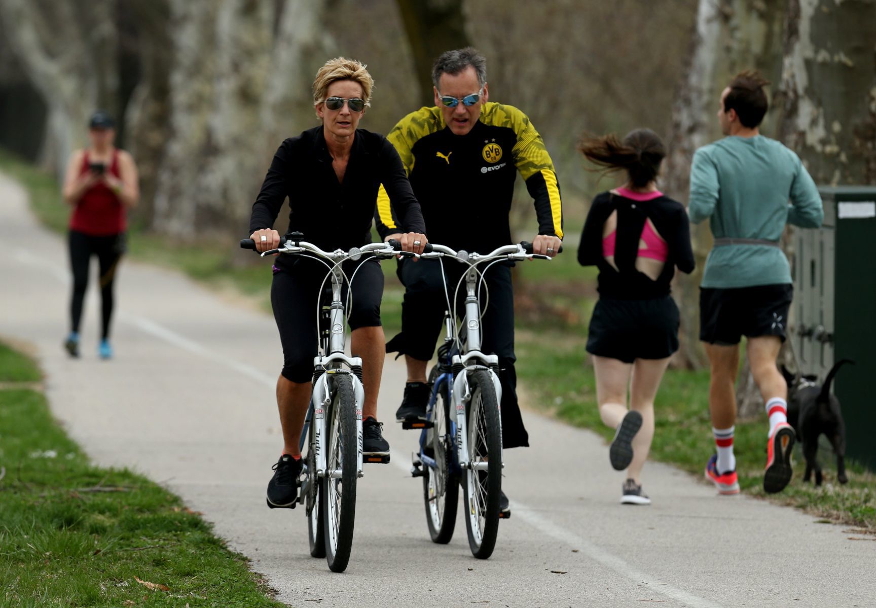 Stay-at-home mandates appear to fill area parks